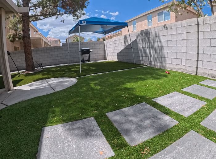 Clean Las Vegas yard after a Poop Scoop Dude visit
