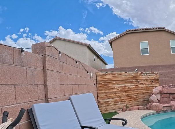 Clean Las Vegas yard after a Poop Scoop Dude visit